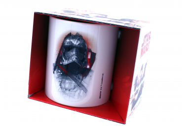 Star Wars the last jedi Tasse Captain Phasma Ansicht Verpackung mit Tasse seitlich schräg